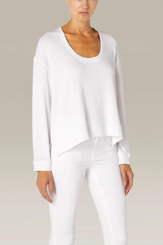 Boucle Cropped Horseshoe Neck L/s In White