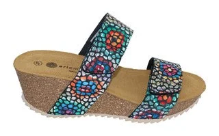 Black Mosaic Lilly II Wedge